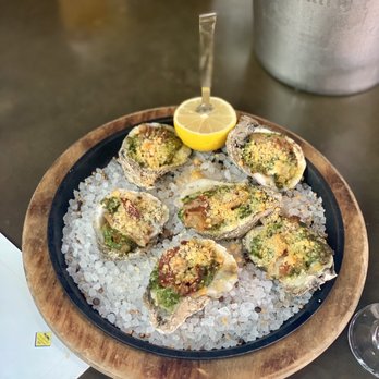A'Bouzy - Baked Oysters - Champagne Bars Near Me - Houston, Texas