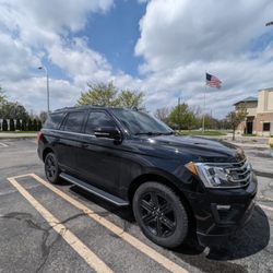 KMV Transportation - 2021 Ford Expedition XLT (Current vehicle in operation)