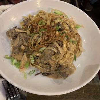 Pub Frato - Chagrin Falls - Beef stroganoff - New American Near Me - Chagrin Falls, Ohio