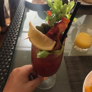 Orchid Court - Breakfast & Brunch Near Me - Kohala Coast, Hawaii