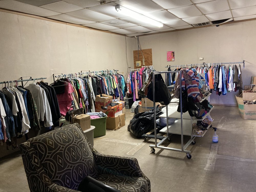 MOM ZS THRIFT STORE Updated October 2024 2609 Jordan Ln NW, Huntsville, Alabama Thrift