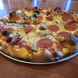 Trilogy Pizza & Wine - The classics never disappoint.