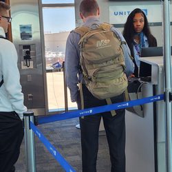 United Airlines - Boarding time 5/1/25