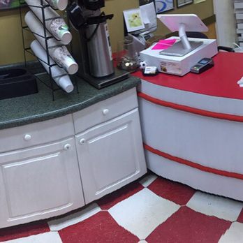 Sara Donuts - Boring decor at Sara Donuts - Donuts Near Me - Duluth, Georgia Sara Donuts - Boring decor at Sara Donuts - Donuts Near Me - Duluth, Georgia