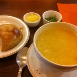 Chocolate Chocante - Chicken soup and pastel
