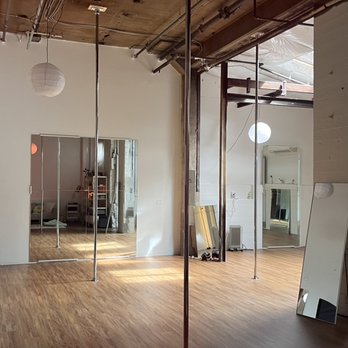 Fig Tree Studio - Dance Studios Near Me - Portland, Oregon
