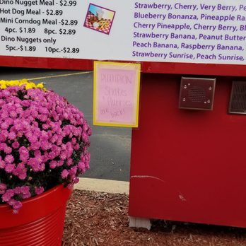 Charlie Browns - Seasonal shakes and flurries - Ice Cream & Frozen Yogurt Near Me - Almont, Michigan