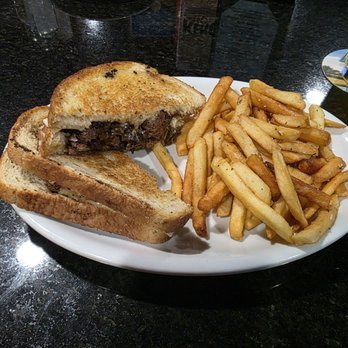 405 Pub & Grill - Steak tip sandwich. Looks plain but was delicious. - Pubs Near Me - Laconia, New Hampshire