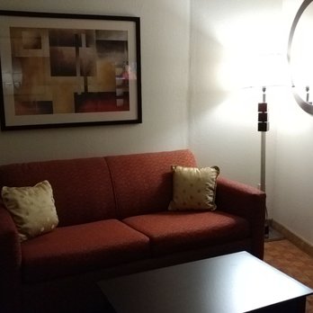 Comfort Suites Suffolk - Chesapeake - Sitting area - Hotels Near Me - Suffolk, Virginia