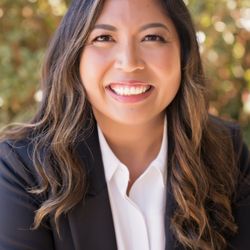 Ceci Portraits Fine Art Photography - Professional Headshot, Female Headshot, Corporate Headshot, woman headshot