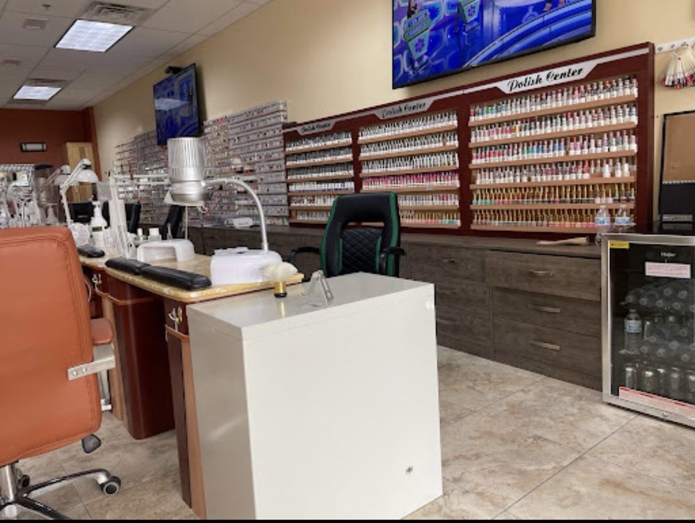 K NAILS & SPA Updated October 2024 1303 1st St S, Willmar