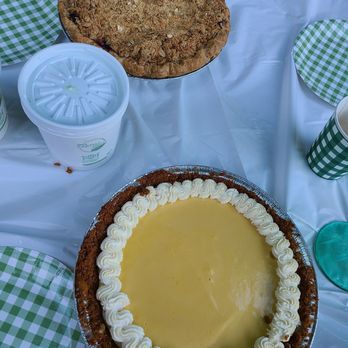 Florence Pie Bar - Tangerine Blackberry and Key Lime Pies - Cafes Near Me - Florence, Massachusetts Florence Pie Bar - Tangerine Blackberry and Key Lime Pies - Cafes Near Me - Florence, Massachusetts