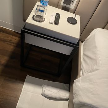Shashi Hotel - Turndown service - Hotels Near Me - Mountain View, California Shashi Hotel - Turndown service - Hotels Near Me - Mountain View, California
