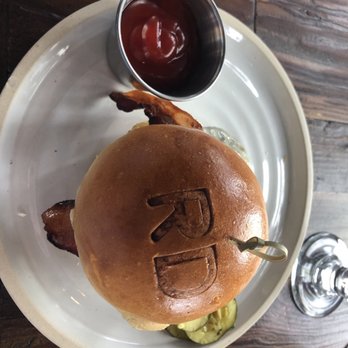 Battello - R&D Burger - Italian Near Me - Jersey City, New Jersey