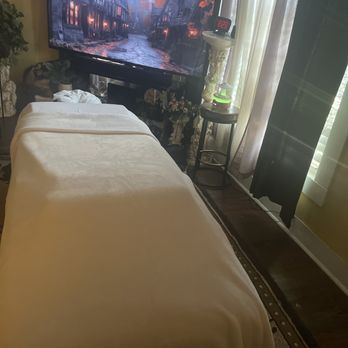 Magic Therapeutic Handz - Massage Therapy Near Me Magic Therapeutic Handz - Massage Therapy Near Me