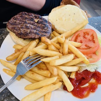 Omega Diner - Cheeseburger deluxe! - Diners Near Me - New Hyde Park, New York Omega Diner - Cheeseburger deluxe! - Diners Near Me - New Hyde Park, New York