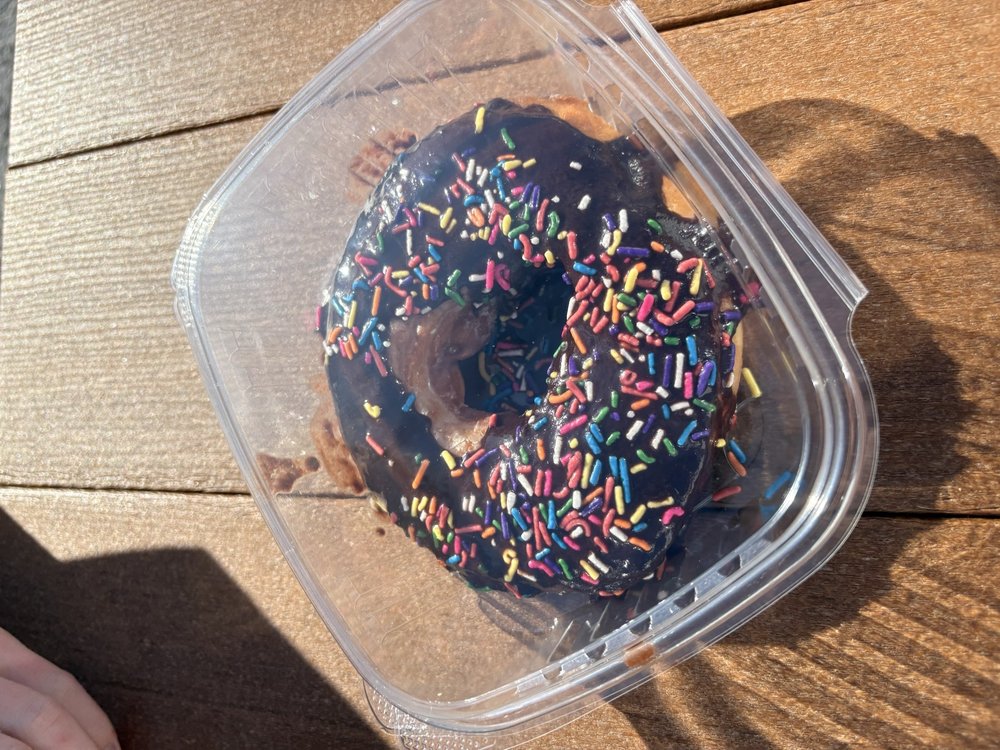 The Donut Wagon Shoppe Logo