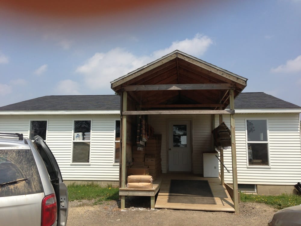 LEANING PINE AMISH STORE Updated September 2024 2824 Campbell