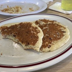 Huddle House - Pecan pancakes