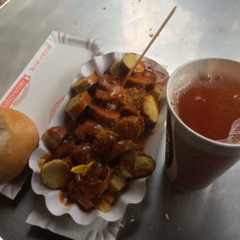 Mö-Grill - All this for 5.50! - Curry Sausage Near Me - Hamburg, HH Mö-Grill - All this for 5.50! - Curry Sausage Near Me - Hamburg, HH