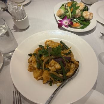 Moonstone - Gluten free Chicken entree. - Chinese Near Me - Great Neck, New York Moonstone - Gluten free Chicken entree. - Chinese Near Me - Great Neck, New York