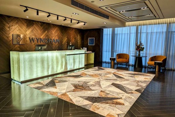 Wyndham Hotel Melbourne by null