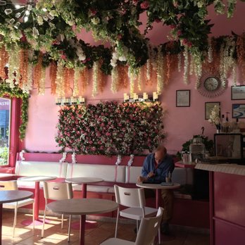 Damask Rose Coffee - Inside - Coffee & Tea Near Me - Oakland, California