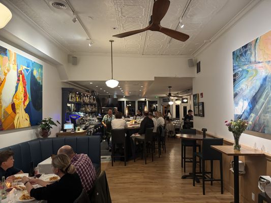 Angelino Restaurant by null