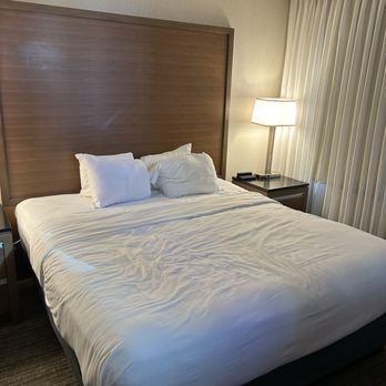 Embassy Suites by Hilton Chicago Downtown Magnificent Mile - Hotels Near Me - Chicago, Illinois Embassy Suites by Hilton Chicago Downtown Magnificent Mile - Hotels Near Me - Chicago, Illinois