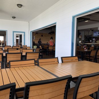 Doc's Seafood & Steaks - Seating - Seafood Near Me - Corpus Christi, Texas