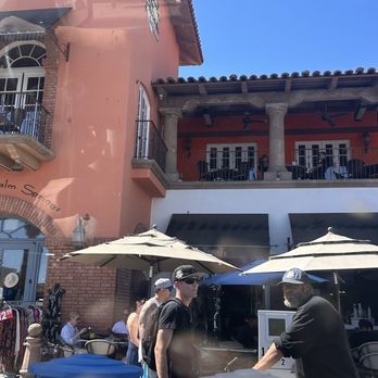 Wilma & Frieda's - Where we sat street view - Comfort Food Near Me - Palm Springs, California