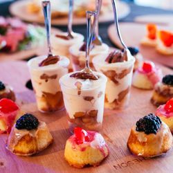 oh! - Lemon Ricotta Tortes and Vino Parfaits