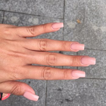 Piedmont Nails & Spa - SNS manicure by Ivy - Nail Salons Near Me - Atlanta, Georgia