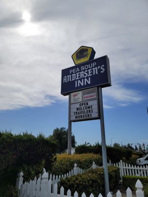 Pea Soup Andersen's Inn by null