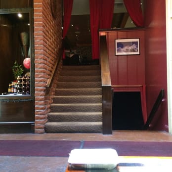 India Kitchen Tustin, CA - Entry looks welcoming - Indian Near Me - Tustin, California