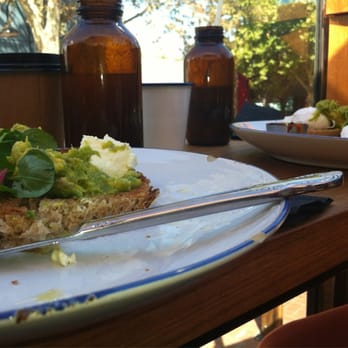 The Loose Caboose Cafe - Cafes Near Me - Hindmarsh, SA