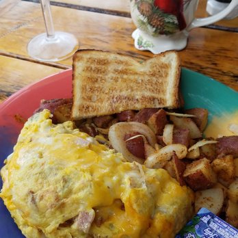 Jan's Place - meat lovers omlette - Breakfast & Brunch Near Me - Jensen Beach, Florida Jan's Place - meat lovers omlette - Breakfast & Brunch Near Me - Jensen Beach, Florida