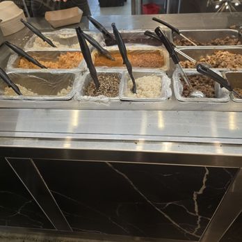 Branded Bowls - 3 different types of rice,quinoa and cauliflower rice. 2 types of beans, steak, chicken, ground beef, ground turkey and shrimp - Tex-Mex Near Me - Argyle, Texas