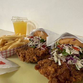 Daybird - Chicken Shop Near Me - Los Angeles, California Daybird - Chicken Shop Near Me - Los Angeles, California