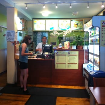 Yoshi Sushi - a man and a woman at the counter - Sushi Bars Near Me - Montreal, Quebec Yoshi Sushi - a man and a woman at the counter - Sushi Bars Near Me - Montreal, Quebec