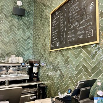 Florentine Cafe - Cafes Near Me - Las Vegas, Nevada Florentine Cafe - Cafes Near Me - Las Vegas, Nevada