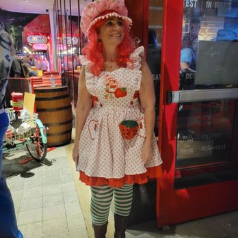 Hollyweird Holloween - Festivals Near Me - Hollywood, Florida