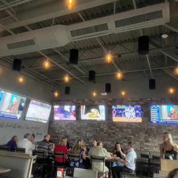 The Greyson - Dining room and TVs - Sports Bars Near Me - Lakewood Ranch, Florida The Greyson - Dining room and TVs - Sports Bars Near Me - Lakewood Ranch, Florida