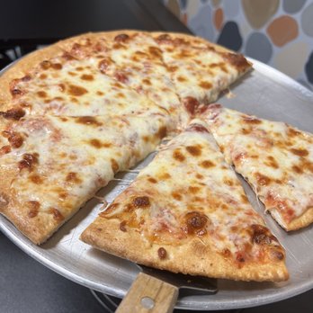 Pizza Co 850 - Cheese pizza for the kids - Pizza Near Me - Freeport, Florida