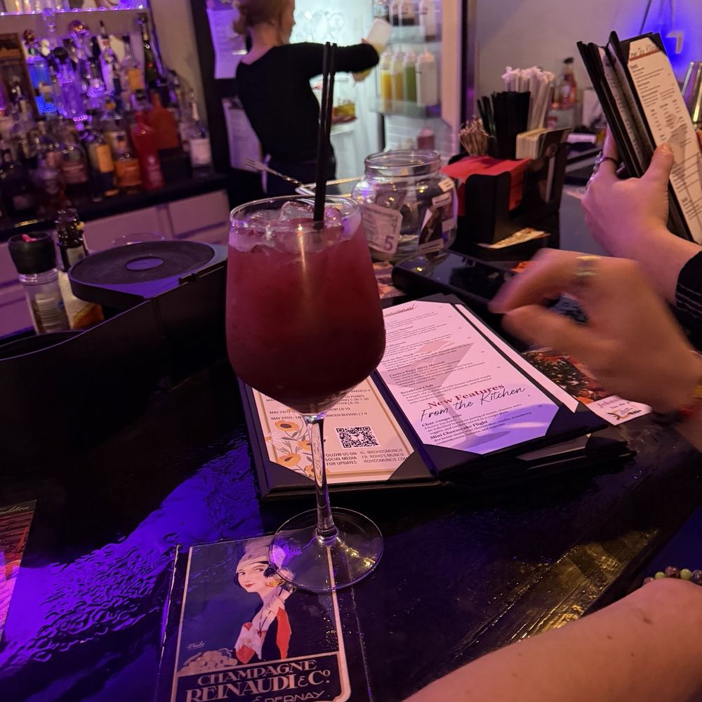 RoHo's Muncie - Blackberry Lemon Spritz - Lounges Near Me - Muncie, Indiana RoHo's Muncie - Blackberry Lemon Spritz - Lounges Near Me - Muncie, Indiana