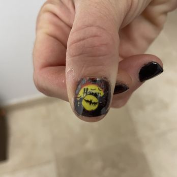 Classy Nails Spa - He messed up and then...this was supposed to be "fixed"..."it looks spooky"...really?? - Nail Salons Near Me - Scottsdale, Arizona