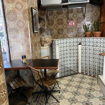 Casa Guedes - Portuguese Near Me - Porto, 13 Casa Guedes - Portuguese Near Me - Porto, 13