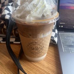 Iced Mazapán Latte