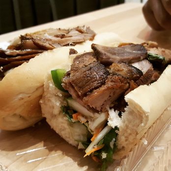 Ryú - Pork bahn mi - Japanese Near Me - Laval, Quebec