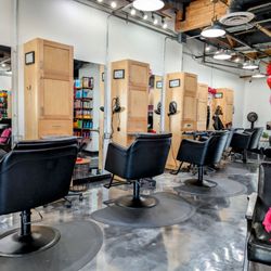 Skyhigh Salon